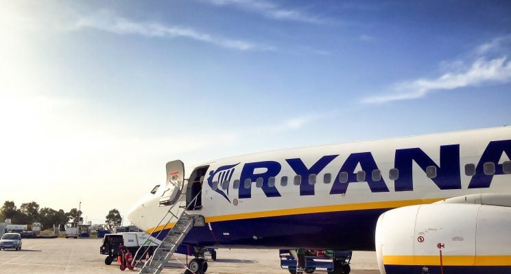 flying ryanair from paris