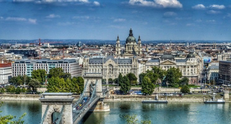 backpacking in budapest