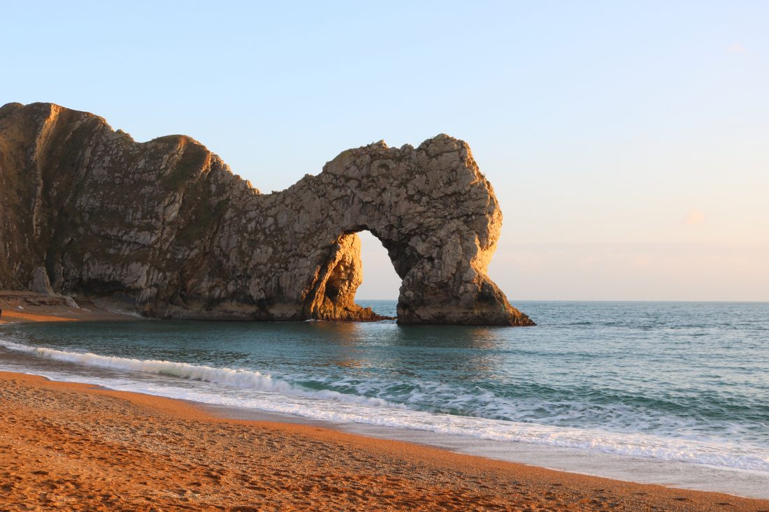 The sandstone arch of Durdle Door Beach