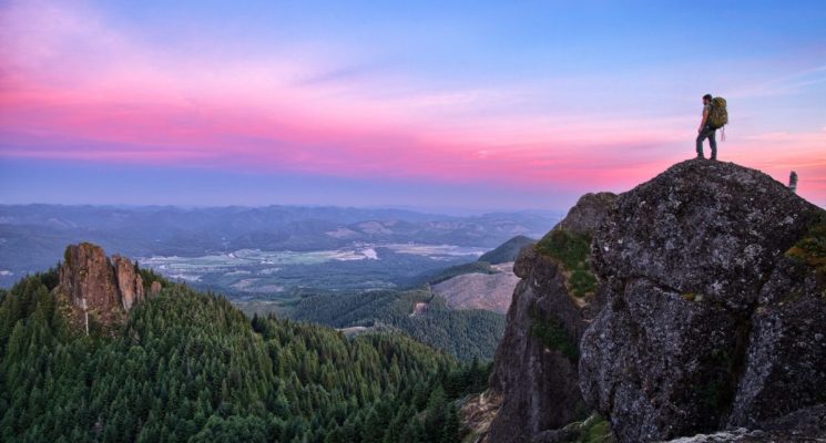 tech to pack for backpacking trip
