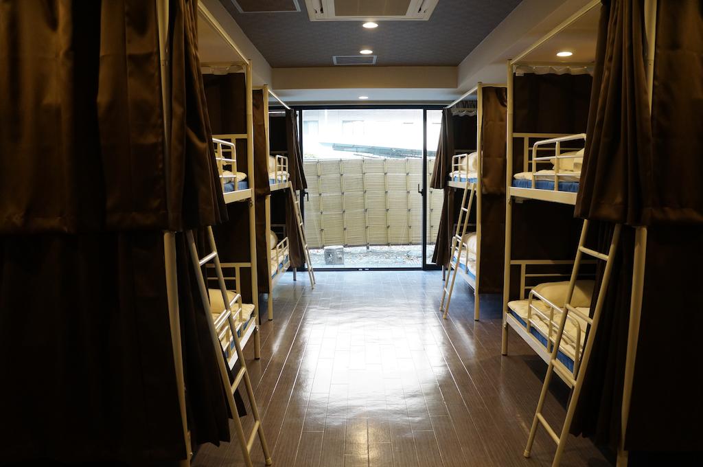 oak hostel zen best hostels tokyo