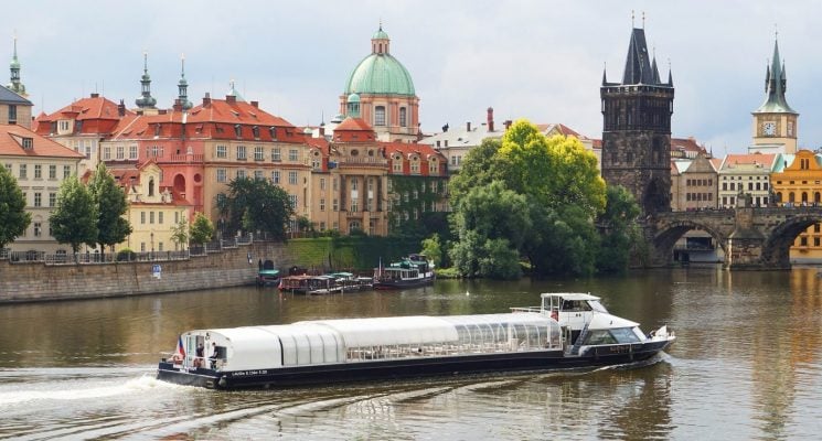 Crystal Dinner Prague Cruise