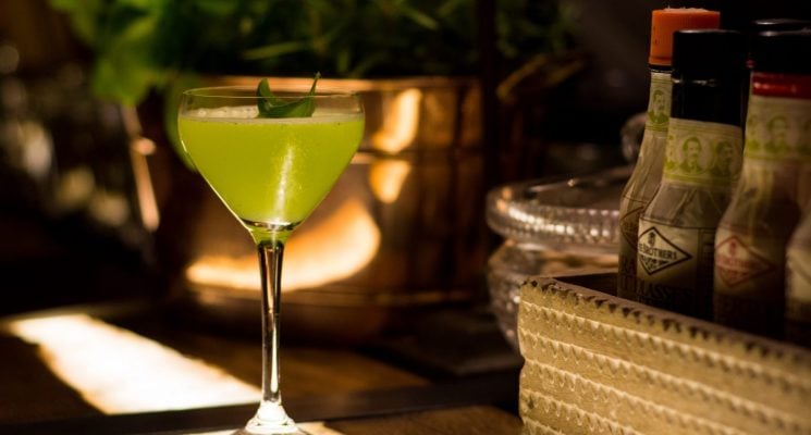 cocktail bar